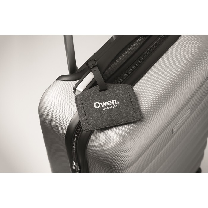 Etiqueta de equipaje de PU y RPET para dispositivos Apple® color negro vista principal Etiqueta de equipaje de PU y RPET para dispositivos Apple® color negro vista principal