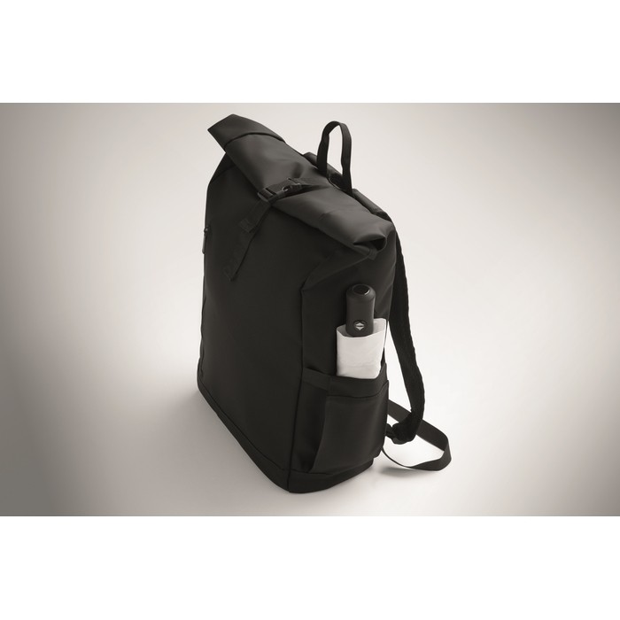 Mochila de cierre roll-top para portátil con correa para trolley 15'' color negro vista fotografía Mochila de cierre roll-top para portátil con correa para trolley 15'' color negro vista fotografía