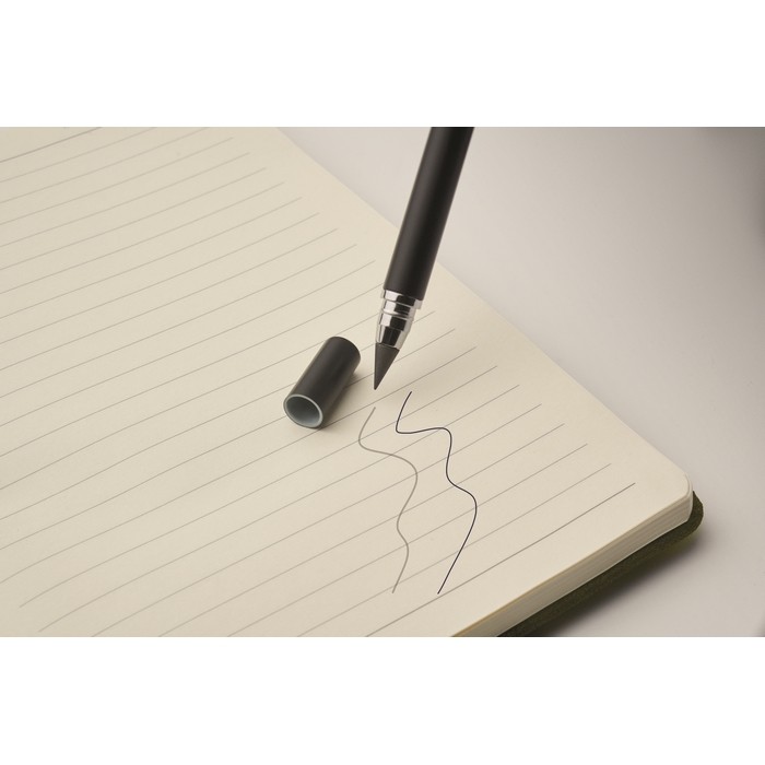 Libreta de tapa dura con función de soporte para móvil A5 papel a rayas color verde oscuro vista fotografía Libreta de tapa dura con función de soporte para móvil A5 papel a rayas color verde oscuro vista fotografía