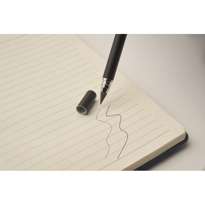 Libreta de tapa dura con función de soporte para móvil A5 papel a rayas color azul marino vista fotografía Libreta de tapa dura con función de soporte para móvil A5 papel a rayas color azul marino vista fotografía