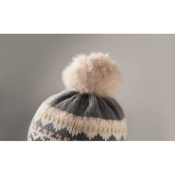 Gorro de forro polar y poliéster con orejeras para adulto color gris vista fotografía quinta vista Gorro de forro polar y poliéster con orejeras para adulto color gris vista fotografía quinta vista