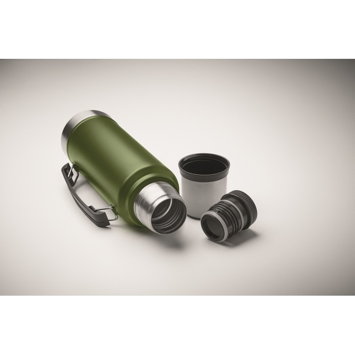 Termo de acero inoxidable reciclado con 1 vaso y asa lateral 1L color verde oscuro vista fotografía cuarta vista