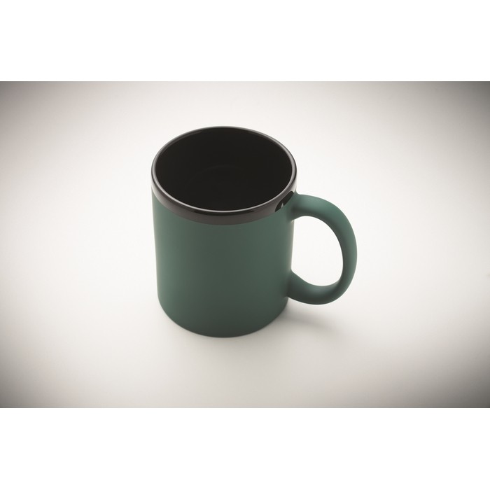 Taza de cerámica con revestimiento de tacto suave de colores 300ml color verde oscuro vista fotografía cuarta vista Taza de cerámica con revestimiento de tacto suave de colores 300ml color verde oscuro vista fotografía cuarta vista
