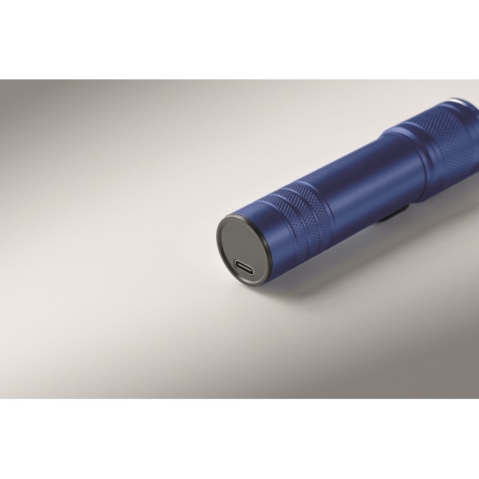 Linterna de aluminio reciclado extensible con 3 ajustes de luz y zoom color azul vista fotografía quinta vista Linterna de aluminio reciclado extensible con 3 ajustes de luz y zoom color azul vista fotografía quinta vista