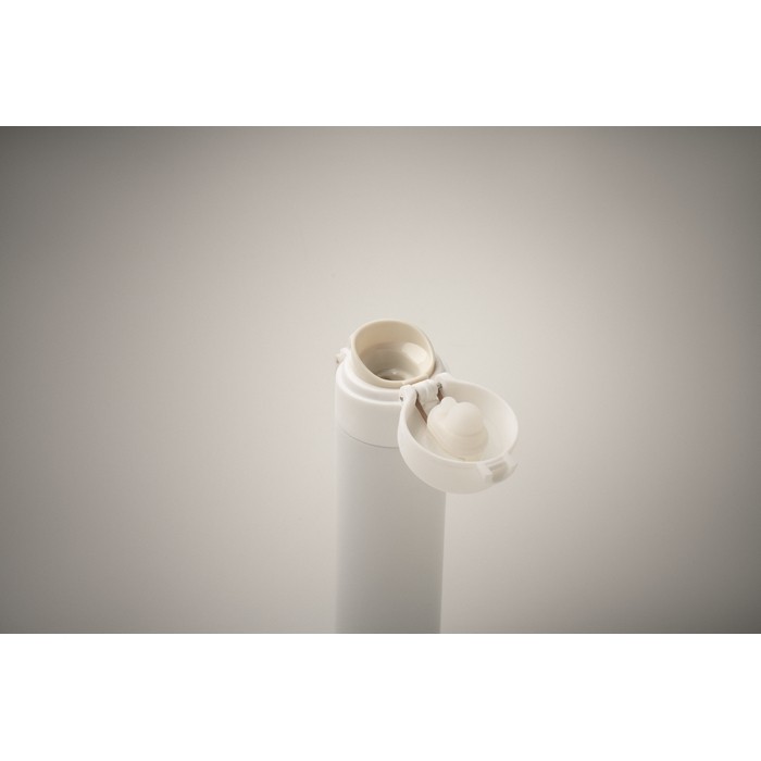 Botella antifugas de acero inoxidable con apertura a presión 300ml color blanco vista fotografía tercera vista Botella antifugas de acero inoxidable con apertura a presión 300ml color blanco vista fotografía tercera vista