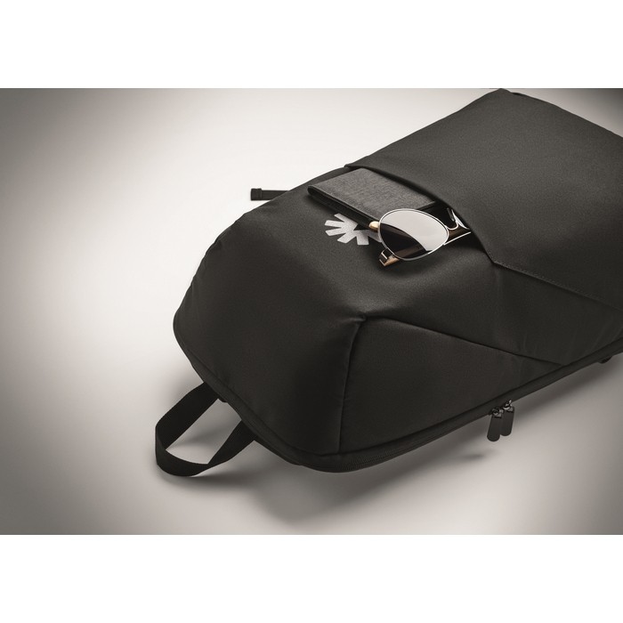 Mochila antirrobo con compartimientos para portátil y tablet 15'' color negro vista principal Mochila antirrobo con compartimientos para portátil y tablet 15'' color negro vista principal