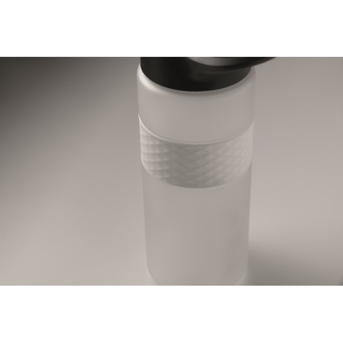 Botella de RPET con tapa abatible y pajita incluida 500ml color blanco transparente vista fotografía sexta vista Botella de RPET con tapa abatible y pajita incluida 500ml color blanco transparente vista fotografía sexta vista