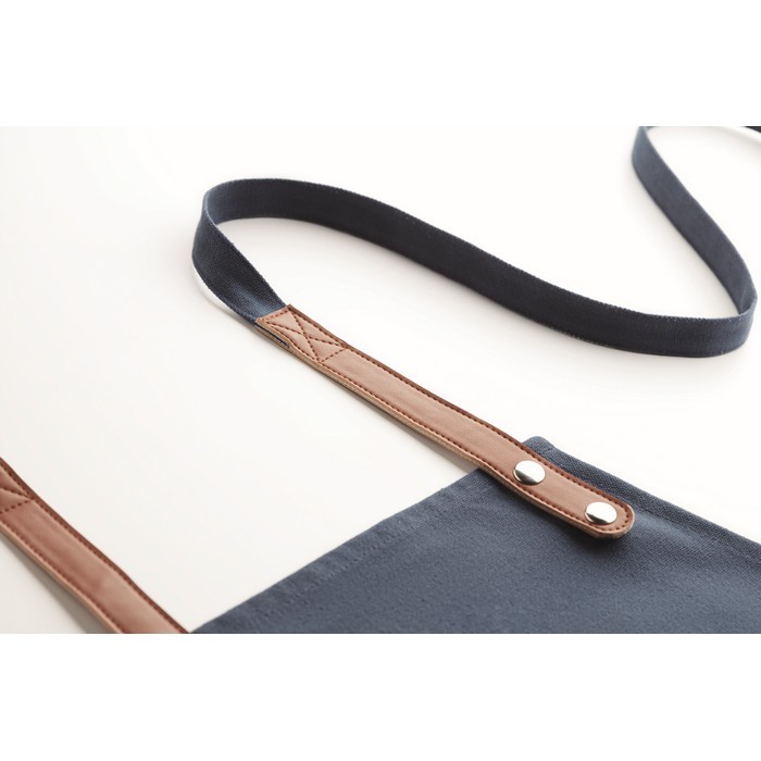 Delantales serigrafiados con bolsillos de color azul segunda vista fotografía