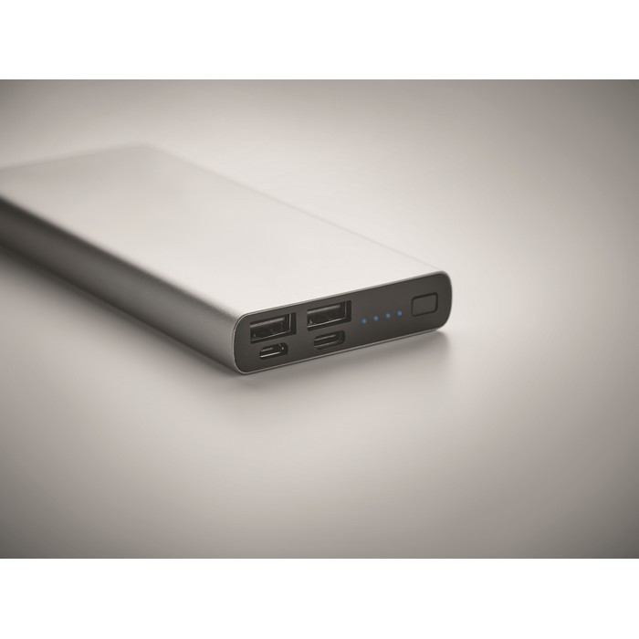 Powerbank de 10000 mAh con USB tipo C color plateado mate vista detalle 3 Powerbank de 10000 mAh con USB tipo C color plateado mate vista detalle 3