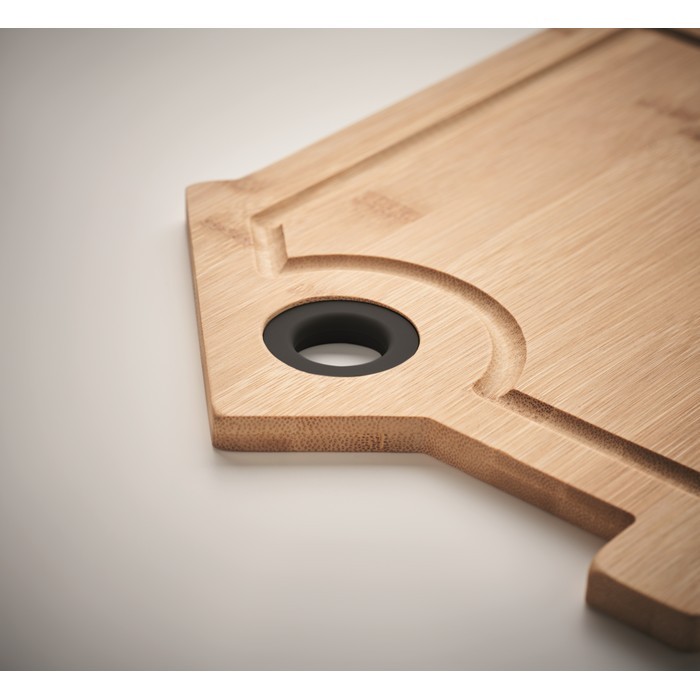Tabla de cortar de madera en forma de casa color madera vista detalle 4 Tabla de cortar de madera en forma de casa color madera vista detalle 4