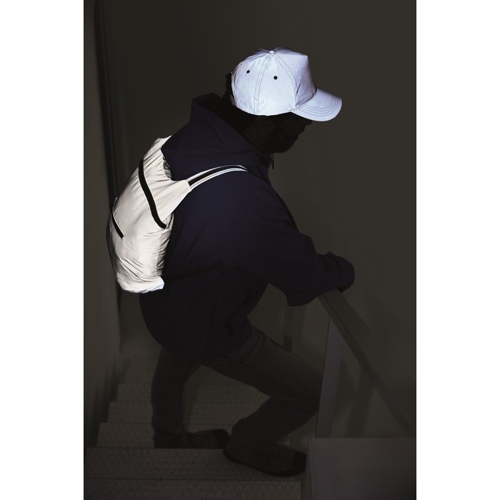 Gorra de béisbol de poliéster 190T reflectante talla 7 1/4 color plateado mate segunda vista bodegón