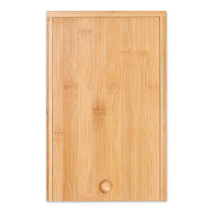 Set publicitario para queso y vinos color Madera segunda vista