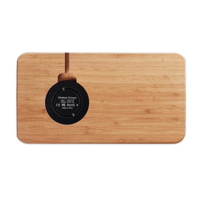 Base de madera con carga inalámbrica color madera tercera vista Base de madera con carga inalámbrica color madera tercera vista