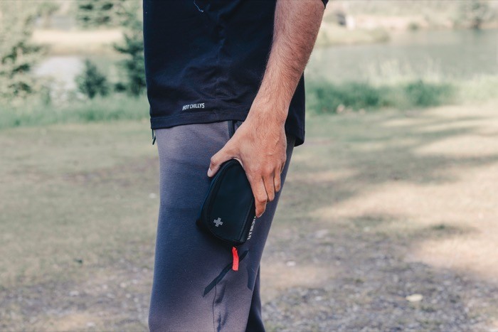 Botiquín de primeros auxilios para empresa de nobuk con 15 accesorios color negro