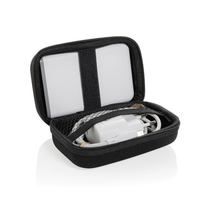 Set de carga de 3 piezas de plástico reciclado con powerbank 5.000 mAh color negro segunda vista Set de carga de 3 piezas de plástico reciclado con powerbank 5.000 mAh color negro segunda vista