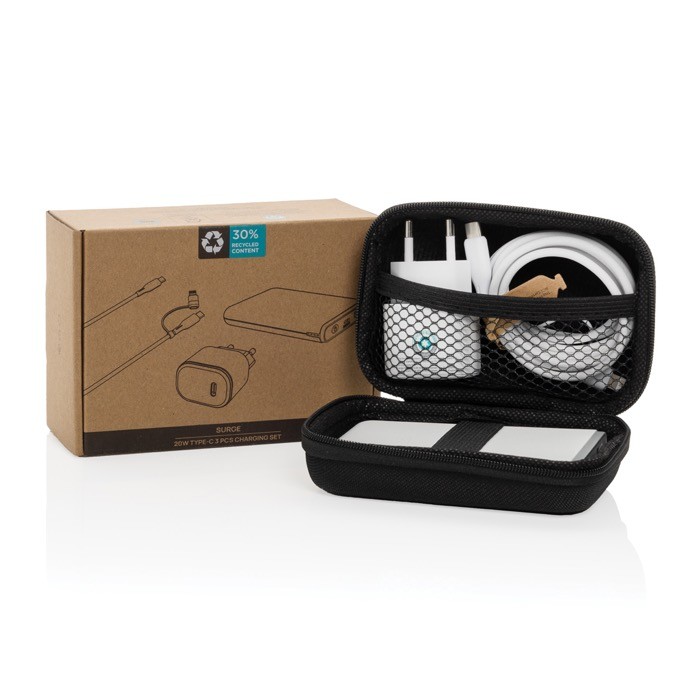 Set de carga de 3 piezas de plástico reciclado con powerbank 5.000 mAh color negro vista con caja Set de carga de 3 piezas de plástico reciclado con powerbank 5.000 mAh color negro vista con caja