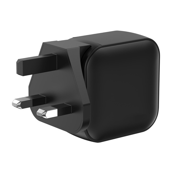 Cargador supperápido para varios países con 3 salidas 70W color negro cuarta vista Cargador supperápido para varios países con 3 salidas 70W color negro cuarta vista