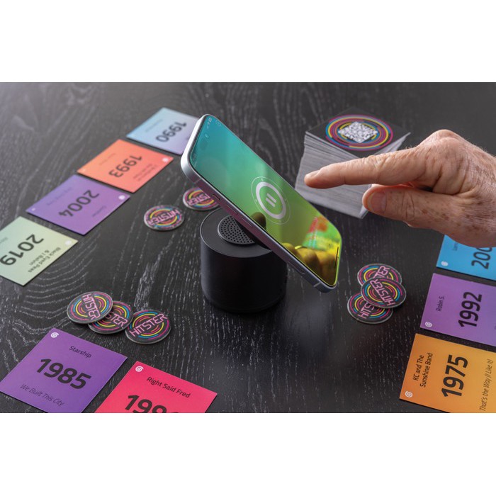 Altavoz inalámbrico ABS reciclado con soporte móvil y subwoofer 3W color negro vista de ambiente 2