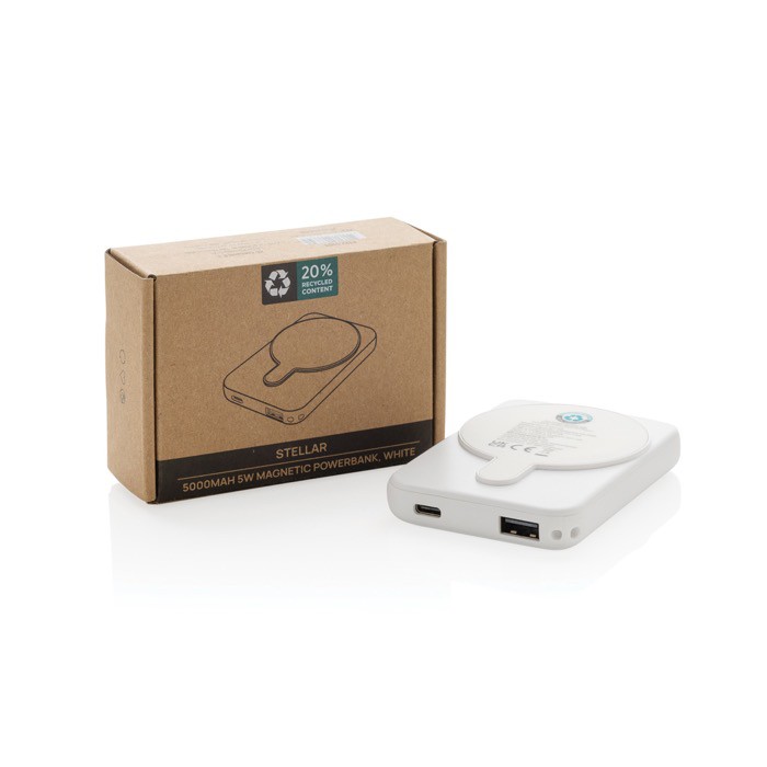 Powerbank inalámbrico magnético plástico reciclado 5.000 mAh color blanco vista con caja Powerbank inalámbrico magnético plástico reciclado 5.000 mAh color blanco vista con caja