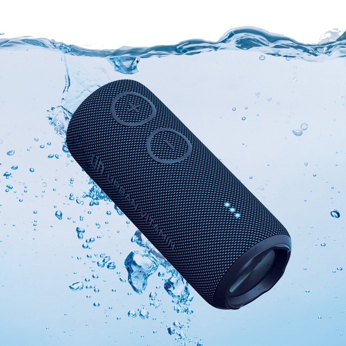 Altavoz inalámbrico resistente al agua con subwoofers dobles 30W color negro séptima vista Altavoz inalámbrico resistente al agua con subwoofers dobles 30W color negro séptima vista