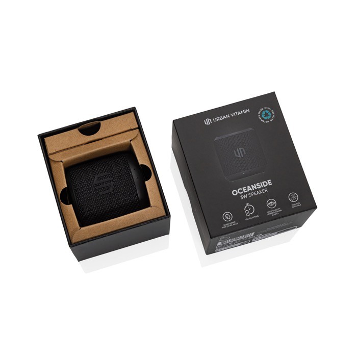 Altavoz con materiales reciclados y micrófono incorporado color negro vista con caja Altavoz con materiales reciclados y micrófono incorporado color negro vista con caja