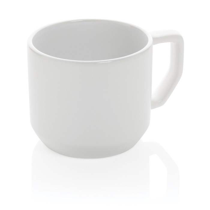 Taza de cerámica de diseño moderno color blanco