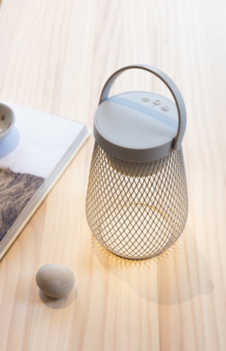 Lámpara de mesa de plástico reciclado con 3 modos de brillo IPX4 color gris