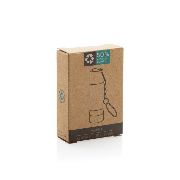 Llavero linterna de aluminio reciclado con LED y 15 lúmenes color plateado segunda vista con caja