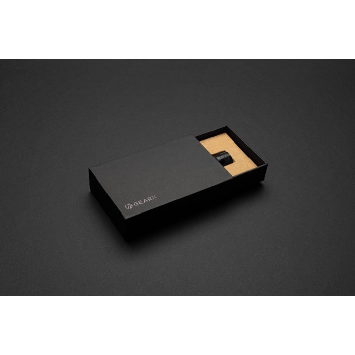 Linterna llavero recargable y ultra brillante con LED Gearx color negro vista con caja