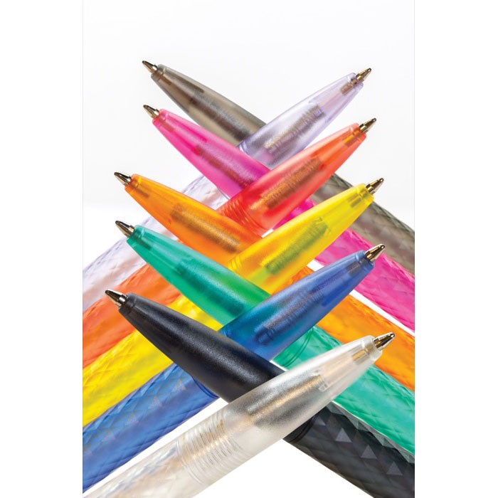 Bolígrafo ecológico con diseño geométrico tinta azul Dokumental® color negro vista de ambiente