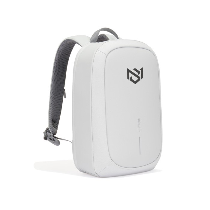 Mochila antirrobo de RPET impermeable con protección RFID 16” color blanco roto vista con logo
