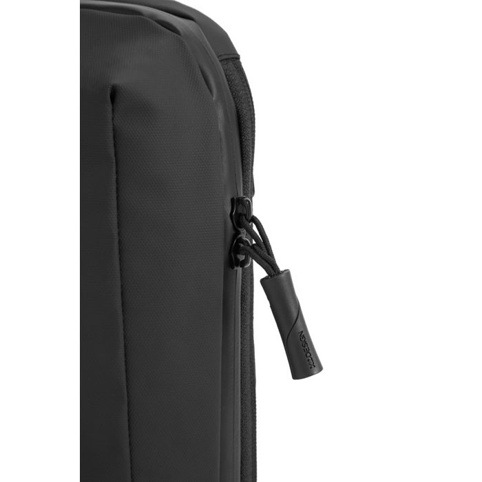 Bandolera cruzada multiusos con diseño antirrobo para tablet 8” color negro vista 13