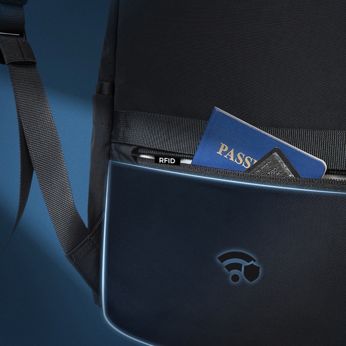 Mochila expansible en tejido reciclado con cremallera Duo-Zipper 16” color negro