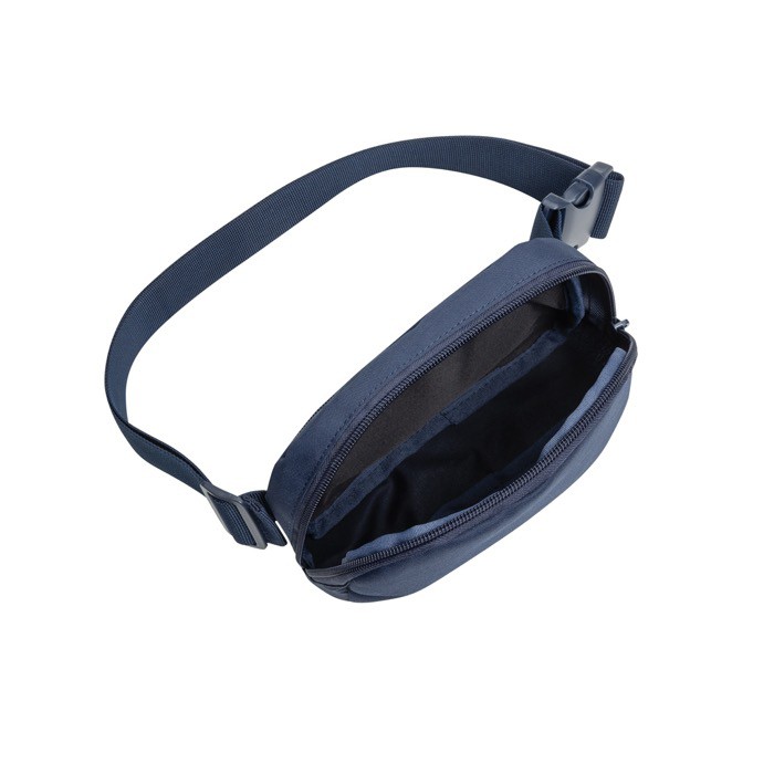 Bolsa bandolera mutliusos de RPET con correa y capacidad de 1L color azul marino cuarta vista