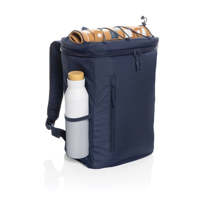 Mochila nevera de RPET con correas ajustables capacidad 18L color azul marino segunda vista Mochila nevera de RPET con correas ajustables capacidad 18L color azul marino segunda vista
