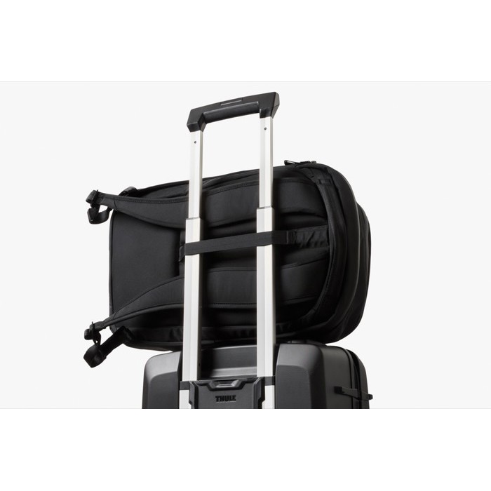 Mochila con bolsillo frontal de acceso rápido PC 16'' Bellroy color negro séptima vista Mochila con bolsillo frontal de acceso rápido PC 16'' Bellroy color negro séptima vista