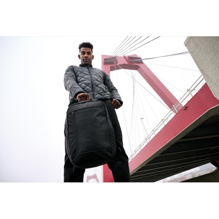 Mochila con bolsillo frontal con cremallera PC 15,6” Swiss Peak color negro Mochila con bolsillo frontal con cremallera PC 15,6” Swiss Peak color negro