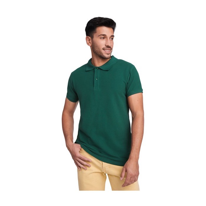 Polo de algodón orgánico 100% en punto piqué para hombre 210 g/m2 Roly color azul marino imagen de estilo de vida Polo de algodón orgánico 100% en punto piqué para hombre 210 g/m2 Roly color azul marino imagen de estilo de vida