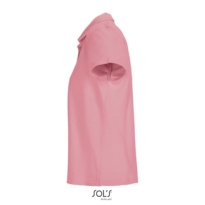 Polo para mujer de 100% algodón peinado y cuello canalé con 3 botones color rosa claro vista lateral Polo para mujer de 100% algodón peinado y cuello canalé con 3 botones color rosa claro vista lateral