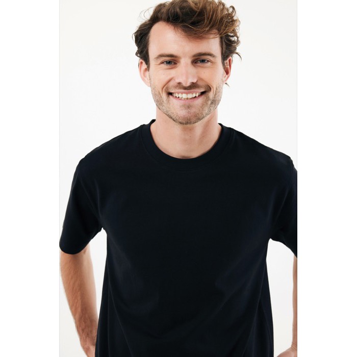 Camiseta de algodón reciclado unisex modern fit 220 g/m2 IQONIQ Nikko color negro