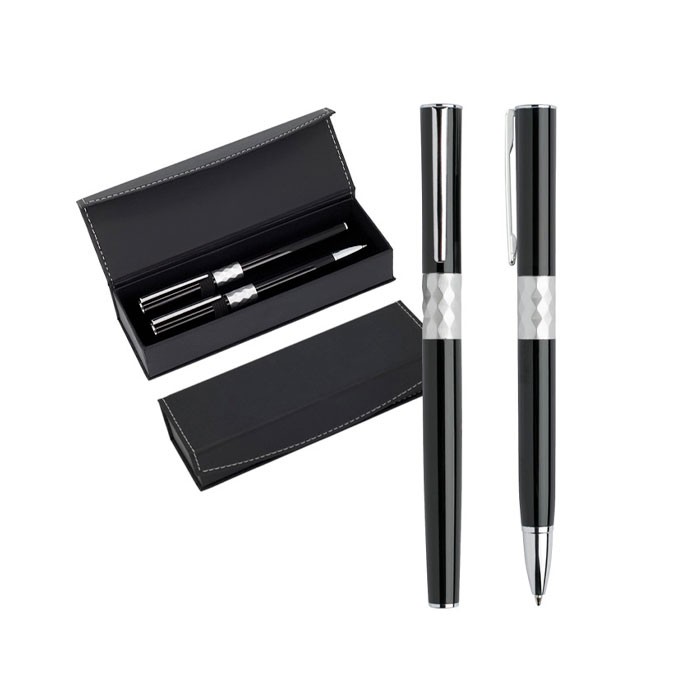 Set de bolígrafo y roller de metal de diseño con caja tinta negra vista principal Set de bolígrafo y roller de metal de diseño con caja tinta negra vista principal