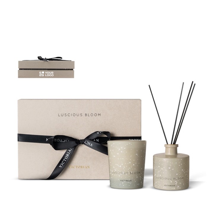 Caja de regalo con vela y difusor con aroma floral Victorian vista principal