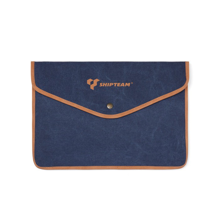 Funda para portátil de lona reciclada con bordes de color 16” color azul marino vista con logo Funda para portátil de lona reciclada con bordes de color 16” color azul marino vista con logo