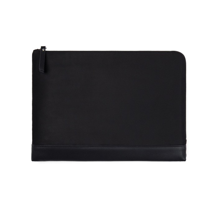 Funda para portátil de poliéster reciclado con bolsillo interior 14” color negro Funda para portátil de poliéster reciclado con bolsillo interior 14” color negro
