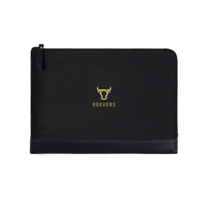 Funda para portátil de poliéster reciclado con bolsillo interior 14” color negro vista con logo Funda para portátil de poliéster reciclado con bolsillo interior 14” color negro vista con logo
