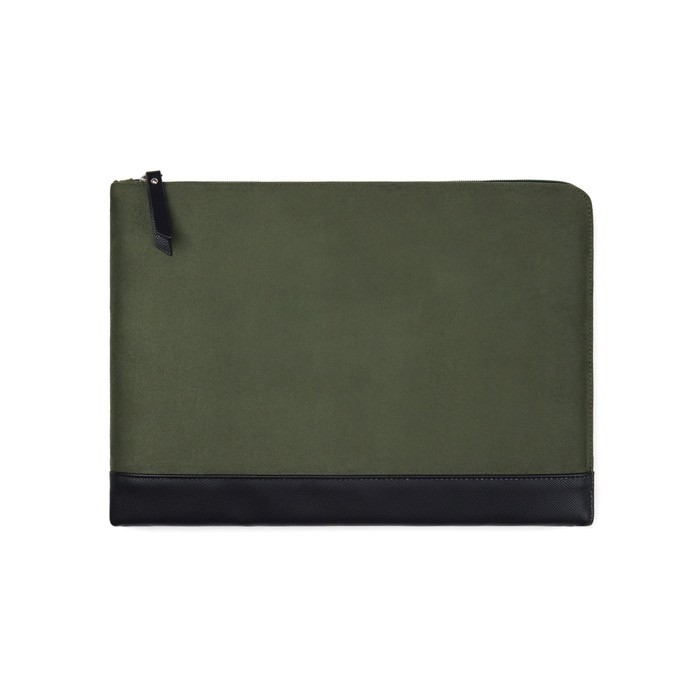 Funda para portátil de poliéster reciclado con bolsillo interior 14” color verde Funda para portátil de poliéster reciclado con bolsillo interior 14” color verde