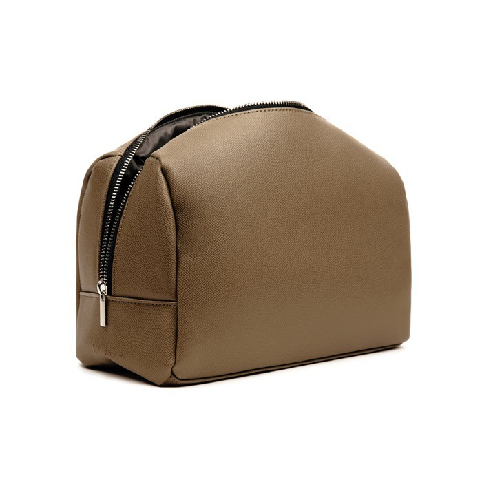 Neceser de viaje de cuero sintético reciclado con cremallera total color marrón segunda vista Neceser de viaje de cuero sintético reciclado con cremallera total color marrón segunda vista
