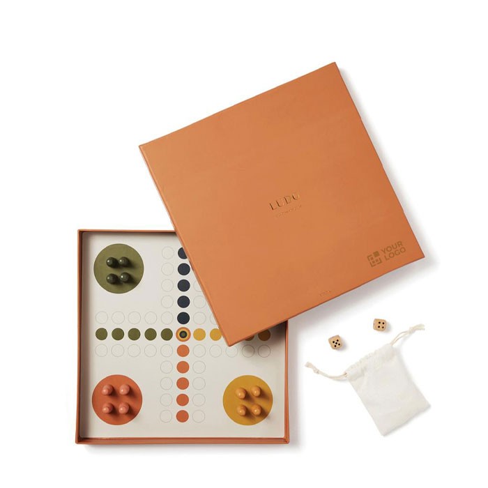 Juego de mesa tipo ludo con logo vista principal Juego de mesa tipo ludo con logo vista principal