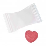 Caramelo duro en forma de corazón con sabor a cereza color blanco