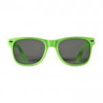 Gafas de sol estilo retro ideales para el aire libre UV400 color verde lima segunda vista frontal